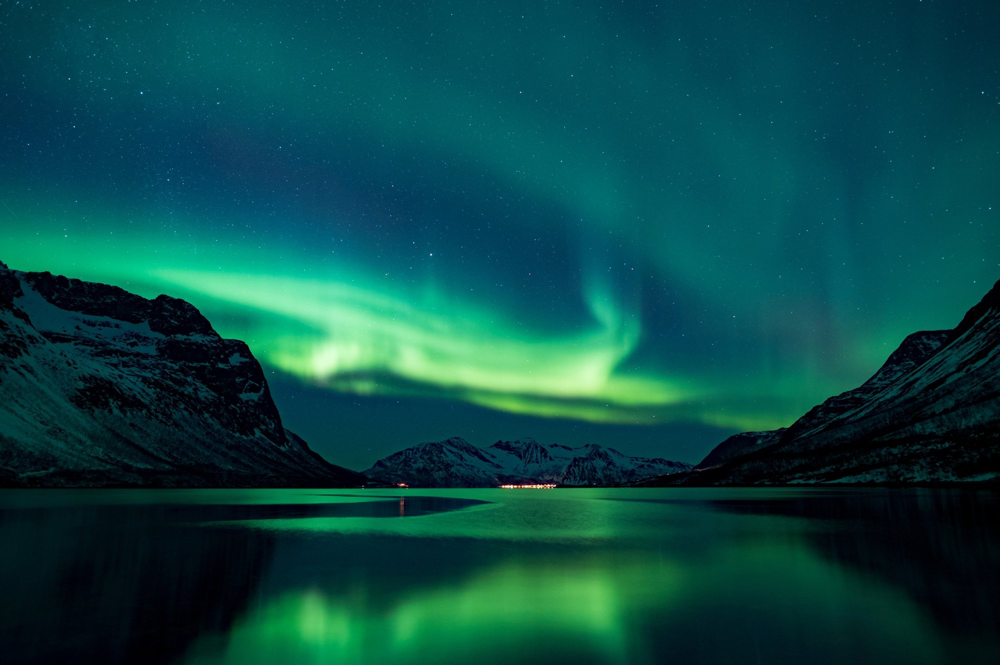 Northern Lights: All Your Questions Answered - Waterproof Expeditions