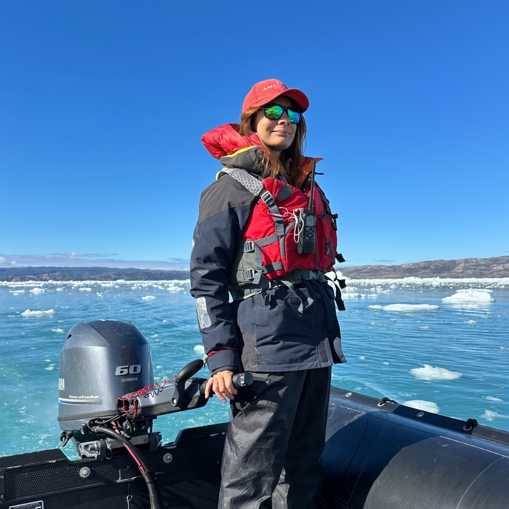 Andi zodiac cruising